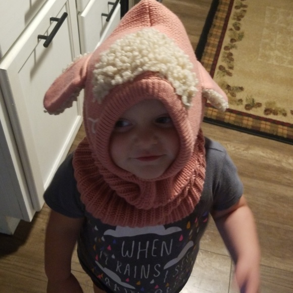 Babys winter hat - Picture 2 of 5